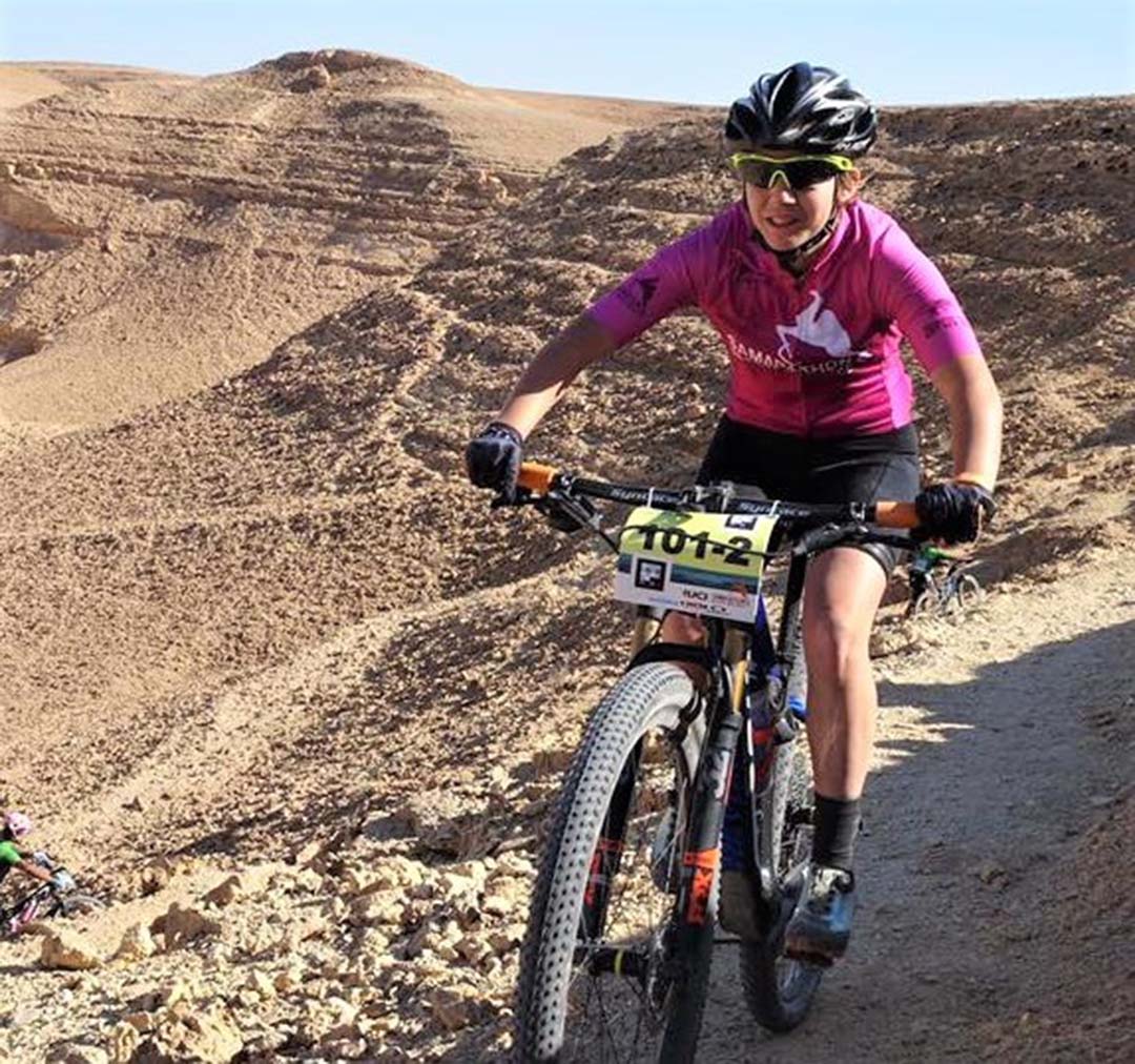 Gali Weinberg wins her first race for the MTB Racing-team