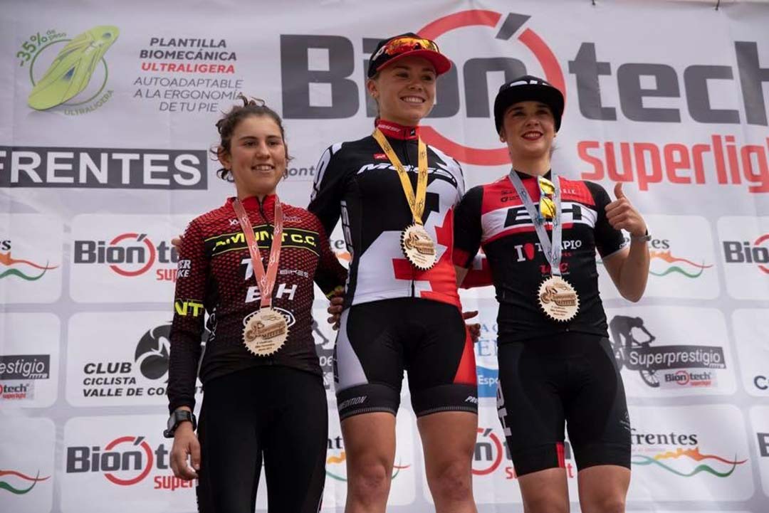 Rocio Del Alba Garcia Martinez second at the Superprestigio MTB