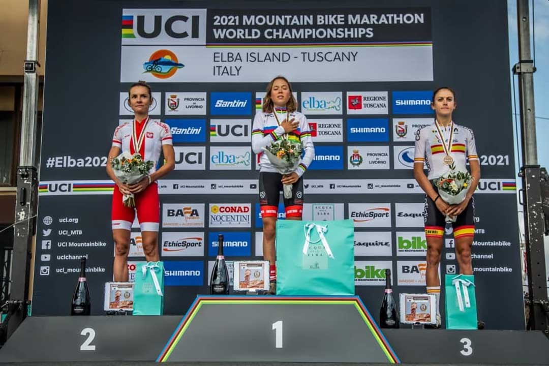 Mona Mitterwallner wins the Marathon Championships on Elba